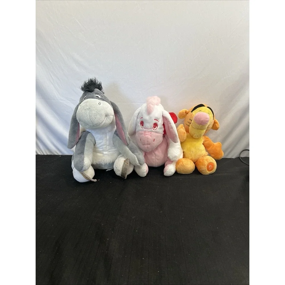 Disney Store Winnie the Pooh Plush Lot Eeyore Puffer Vest Pink Tigger 3pc Set‎